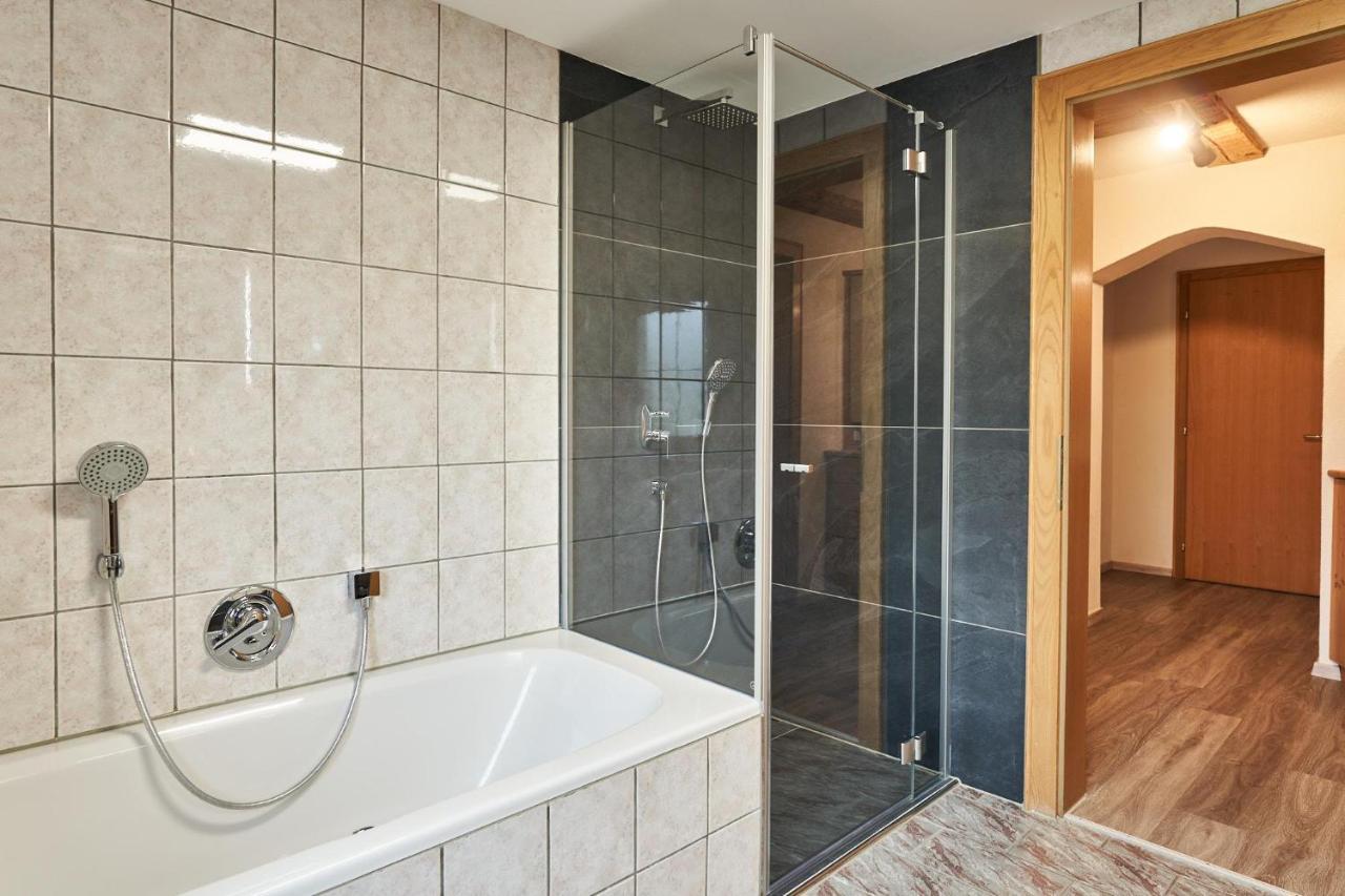Ferienwohnung Schatz Breitenwang Exterior foto