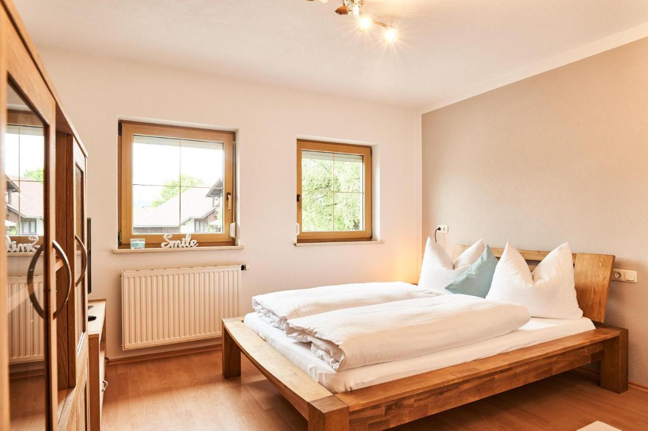 Ferienwohnung Schatz Breitenwang Exterior foto